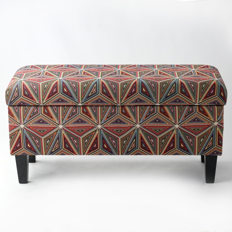 Gepolsterter Pouf mit Stauraum im Blumenmuster, ein farbenfrohes und stilvolles Möbelstück für den Innenraum