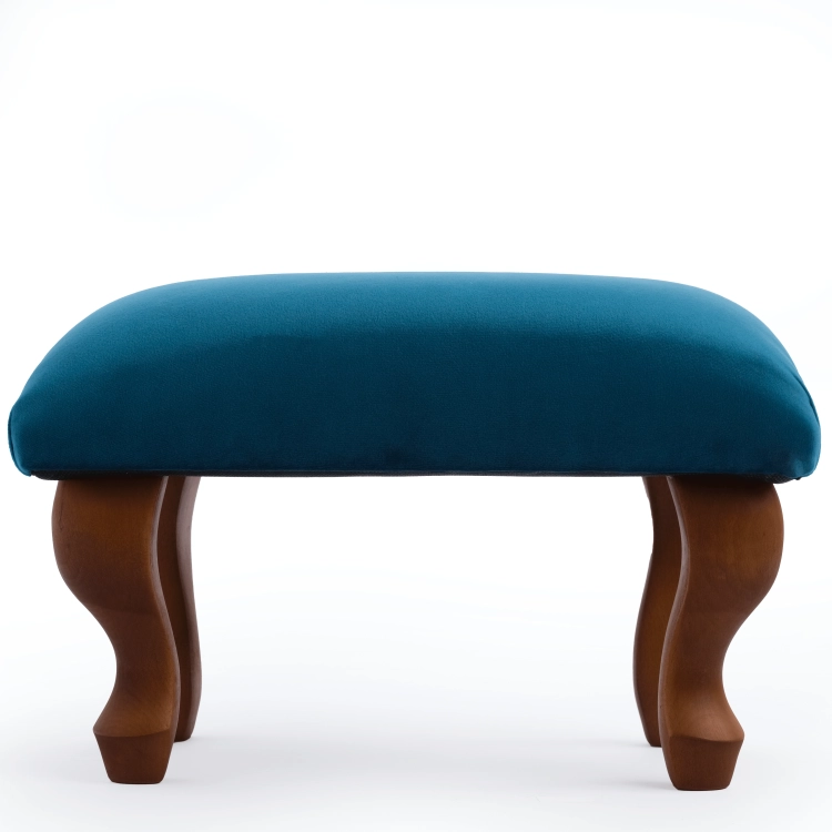 Gepolsterter blauer Fußhocker, ein elegantes und praktisches Einrichtungselement