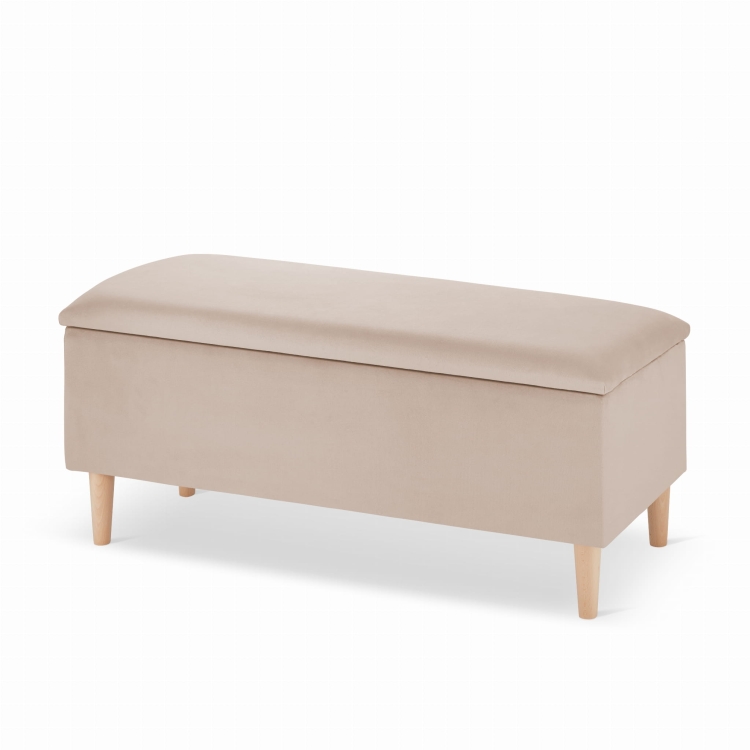 hoher Kofferraum mit Sitz