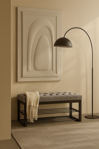 Sitzbank für ein Zimmer im Industriestil in Grau und mit Stahlregalen